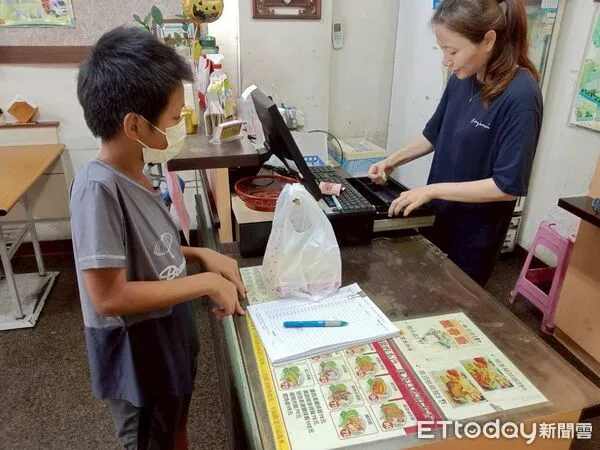 ▲台南市政府寒假期間持續推動弱勢學童午餐補助與愛心餐食措施,確保孩子假期間用餐無虞。(記者林東良翻攝,下同)