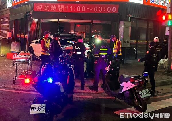 ▲男子深夜酒駕駛違規拒取締,一路狂逃闖紅燈。(圖/記者楊熾興翻攝)