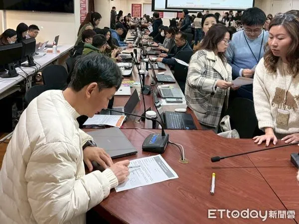 ▲東森集團推全員AI升級 能力鑑別「通過率達95%」。(圖/記者黃稜涵攝)