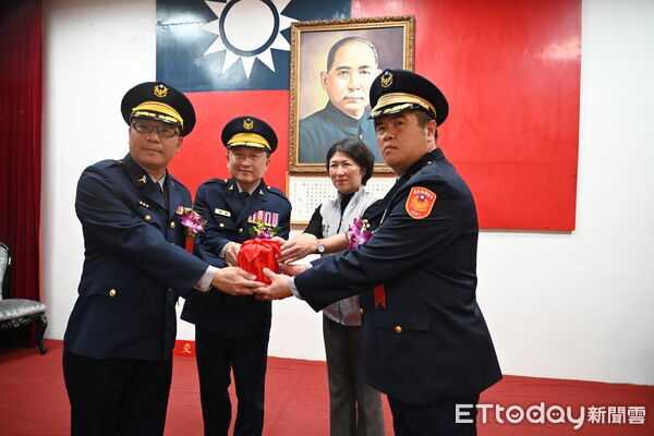 ▲台東縣警察局舉行分局長交接典禮。(圖/記者楊晨東翻攝)
