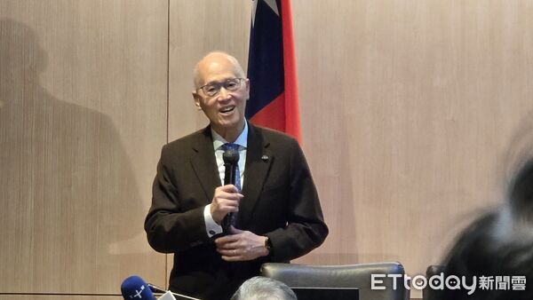 ▲▼前外交部長李大維出席前外交部長、總統府秘書長的楊進添新書《永晝不息--楊進添回憶錄》26日下午於外交部外交及國際事務學院舉辦新書發表會。(圖/記者詹詠淇攝)