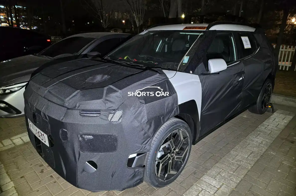 ▲新一代Hyundai Bayon海外首度被目擊!預計今年發表。(圖/翻攝自Instagram@shorts_car)