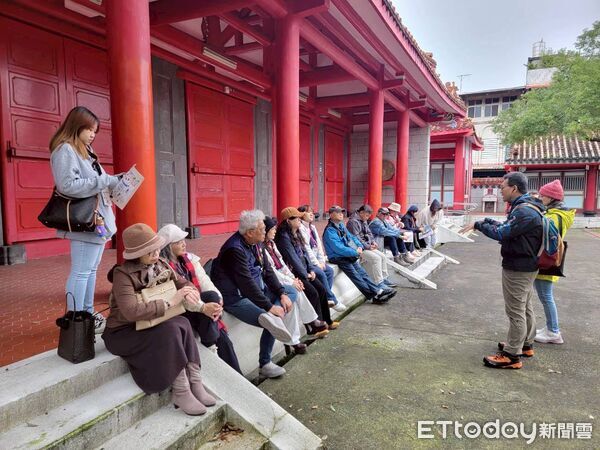▲▼花蓮社區大學赴宜蘭進行走讀課程並相互交流。(圖/花蓮縣政府提供,下同)