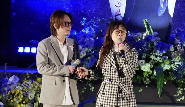 ▲▼龍千玉痛哭。(圖/翻攝自YouTube/Jeremy 穿洞日常)