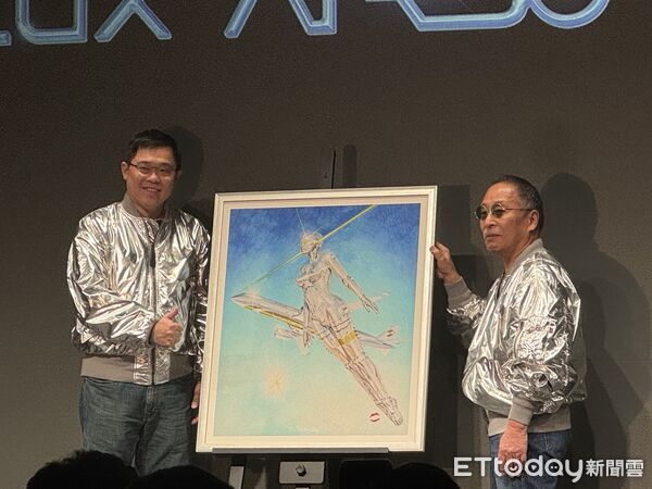 ▲▼星宇航空A350-1000飛機將與日本藝術家「空山基」合作外觀塗裝。(圖/記者周湘芸攝)