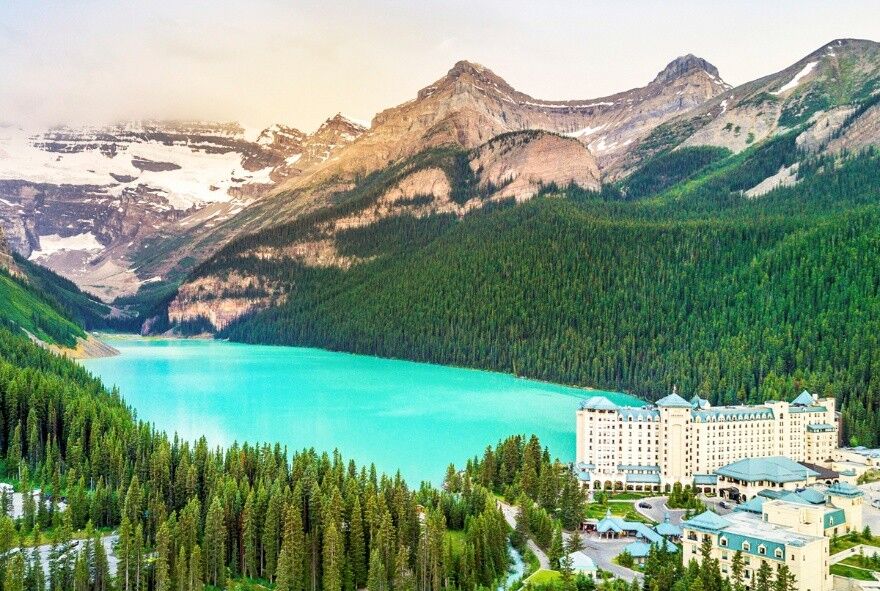 世界最美窗景!露易斯湖城堡住2晚獨享晨昏(圖/鳳凰旅遊)