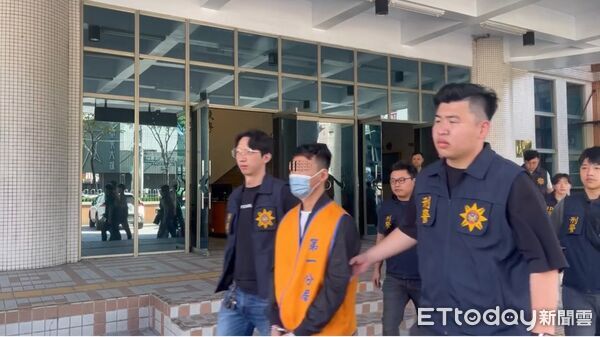 ▲太陽聯盟暴力逼債手段全遭被害蒐證錄下,刑事局組專案小組逮15人到案。(圖/記者張君豪翻攝)