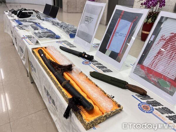 ▲太陽聯盟暴力逼債手段全遭被害蒐證錄下,刑事局組專案小組逮15人到案。(圖/記者張君豪翻攝)