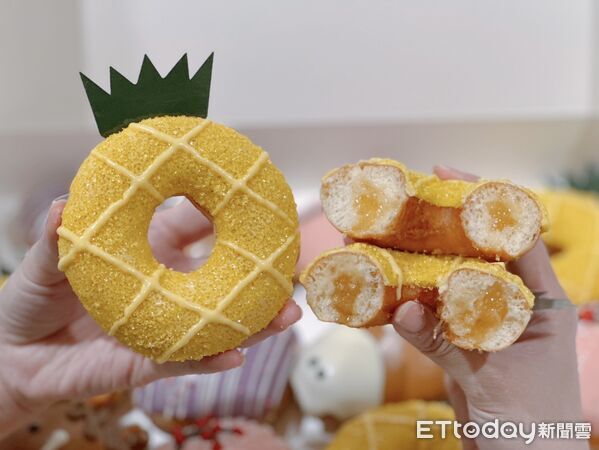 ▲▼Krispy Kreme推3款馬年甜甜圈,以及情人節限定甜甜圈。(圖/記者蕭筠攝)