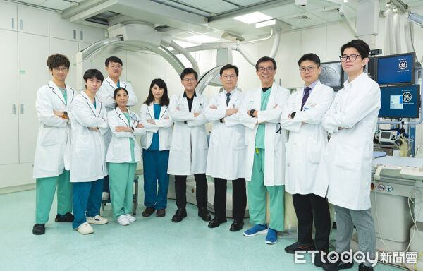 ▲險猝死飛機上!苗栗80年麵店闆娘「爬1層樓就喘」 醫驚:血管塞成石頭。(圖/記者游瓊華攝)