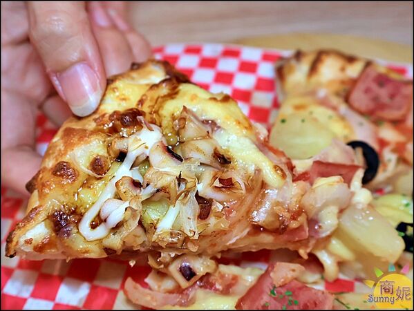 ▲▼小牛室 beefhouse lite 北屯軍功店。(圖/部落客商妮吃喝遊樂授權提供)