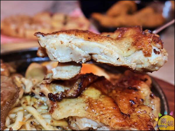 ▲▼小牛室 beefhouse lite 北屯軍功店。(圖/部落客商妮吃喝遊樂授權提供)