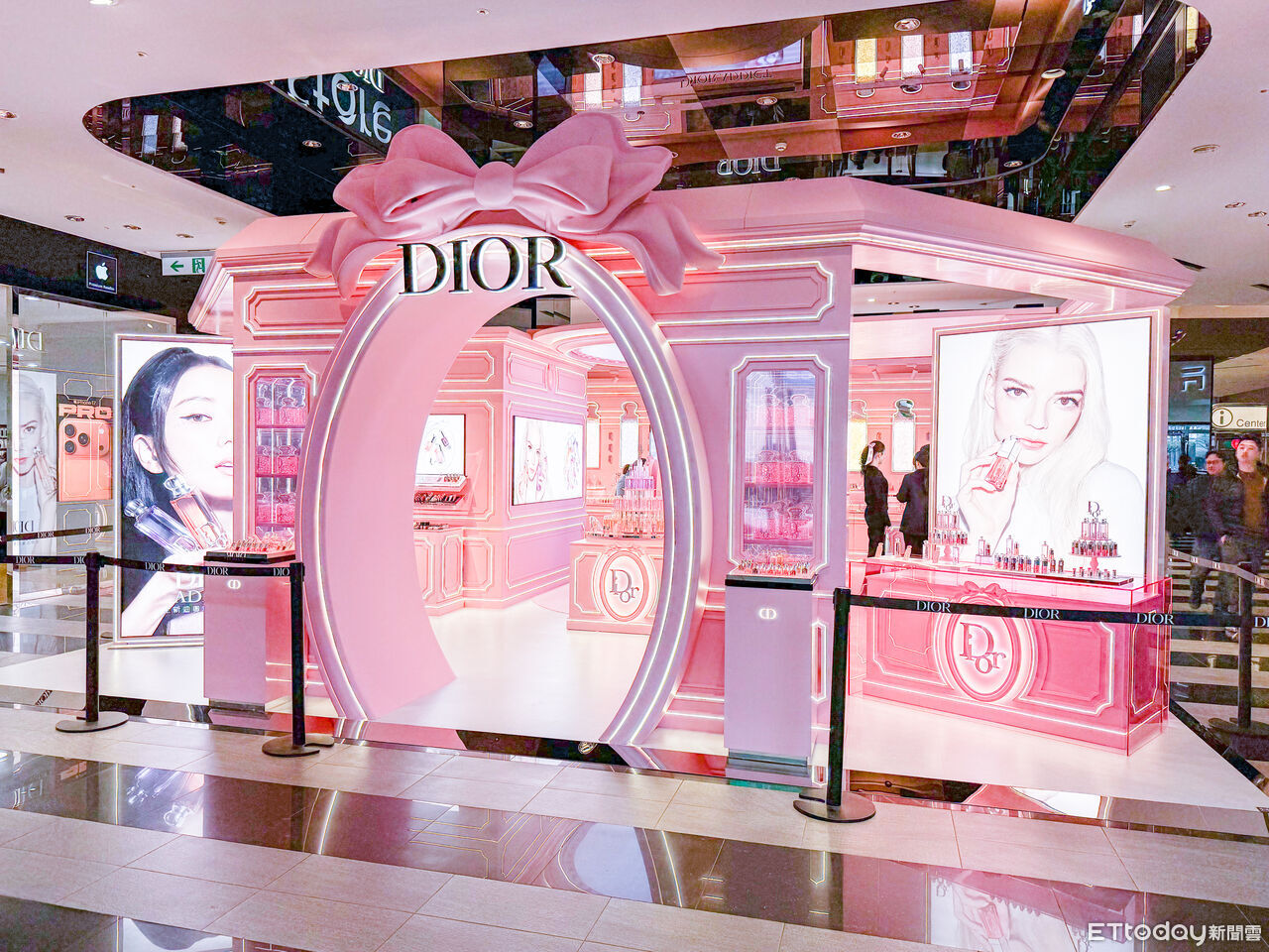 迪奧,舒特膚,保養,彩妝,Jisoo,美妝, 。(圖/記者李薇攝)