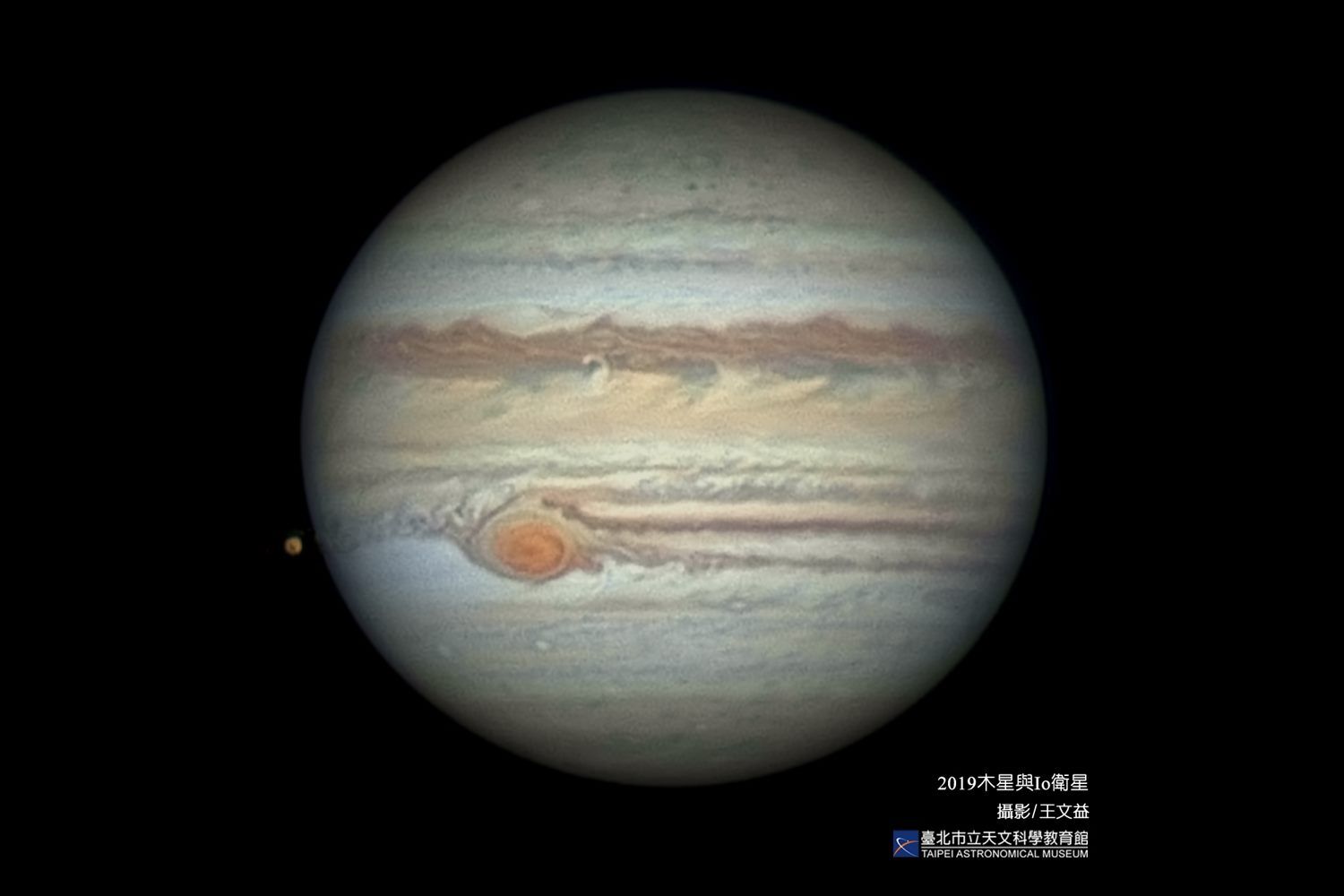 ▲▼木星合月周六登場,伽利略衛星上演消失秀。(圖/台北天文館提供)
