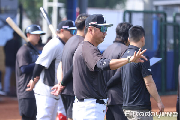 ▲中華隊集訓,總教練曾豪駒。(圖/記者林敬旻攝)