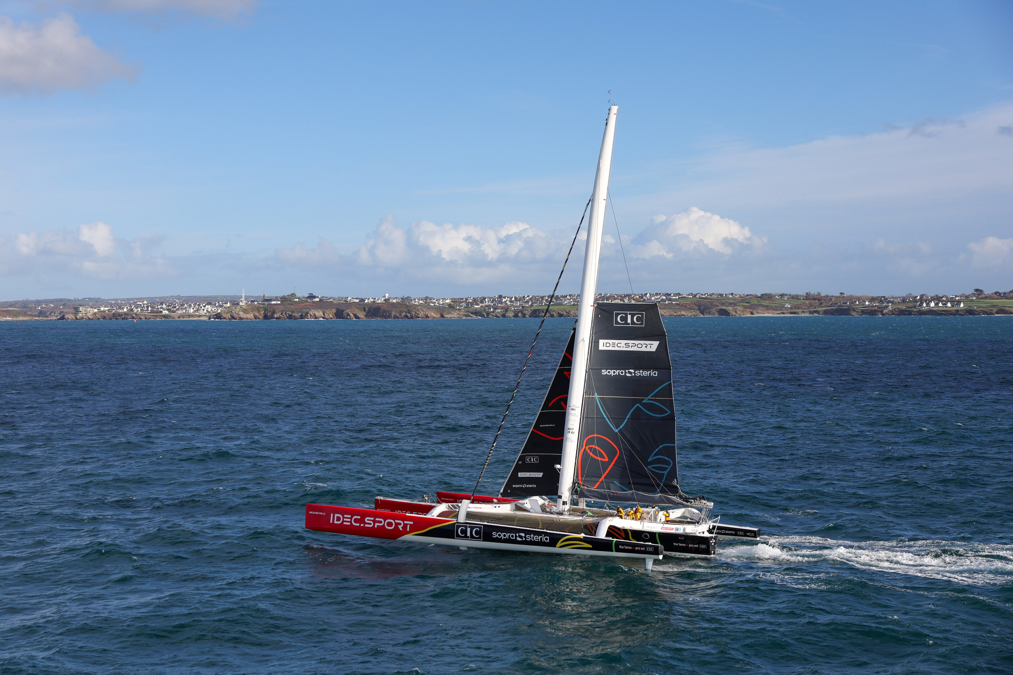 ▲▼RM AD 。(圖/公關照)