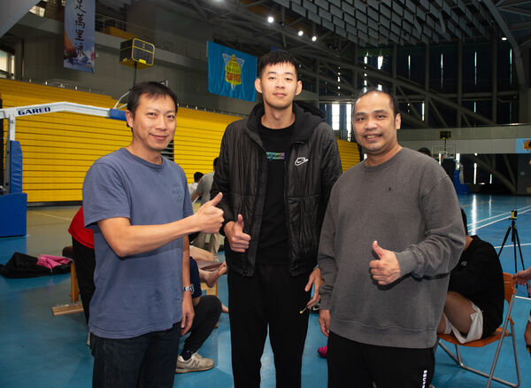 ▲中國文化大學大學端累積多年的運動科學專業導入高中端,與治平高中男籃展開跨校合作,為球員建立「專屬運科數據報告」。(圖/文化大學提供)