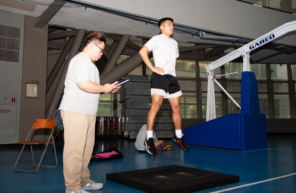 ▲中國文化大學大學端累積多年的運動科學專業導入高中端,與治平高中男籃展開跨校合作,為球員建立「專屬運科數據報告」。(圖/文化大學提供)