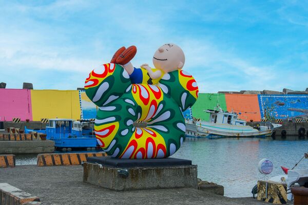 ▲▼屏東曖曖在海邊花生漫畫藝術裝置。(圖/屏東縣政府提供)