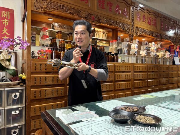 ▲大林鎮,成都旅社,雪香亭,泰成藥行,嘉義大林。(圖/記者彭懷玉攝)