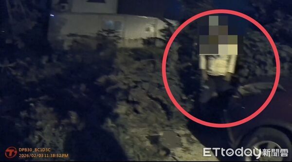 ▲陳姓通緝犯遇巡邏警神情緊張並加速逃離。(圖/吉安警分局提供,下同)