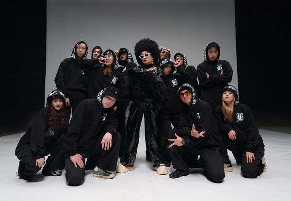 ▲▼比莉睽違4年推出新單曲。(圖/環球音樂提供)