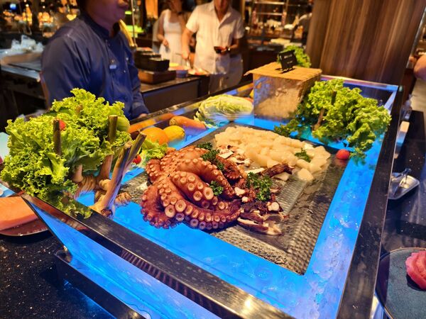 ▲▼普吉島 Club Med Phuket (下):水陸運動到超嗨夜間表演派對秀,還有神隊友兒童俱樂部。(圖/部落客混血珊莎的奇幻旅程授權提供)