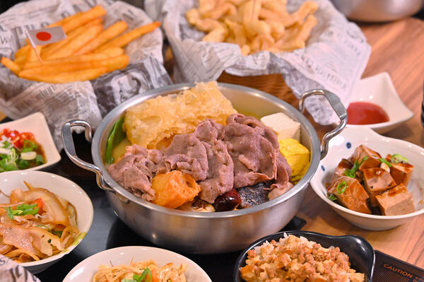 ▲▼水滾巴鍋物。(圖/部落客橘子狗愛吃糖授權提供)