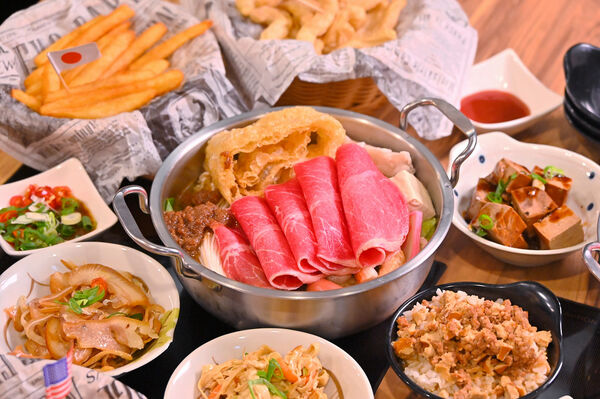 ▲▼水滾巴鍋物。(圖/部落客橘子狗愛吃糖授權提供)