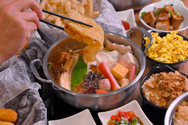 ▲▼水滾巴鍋物。(圖/部落客橘子狗愛吃糖授權提供)