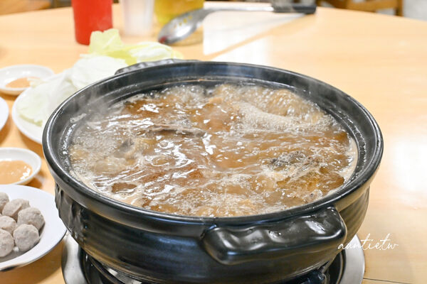 ▲▼陽柳塘薑母鴨。(圖/部落客水晶安蹄不務正業過生活授權提供)