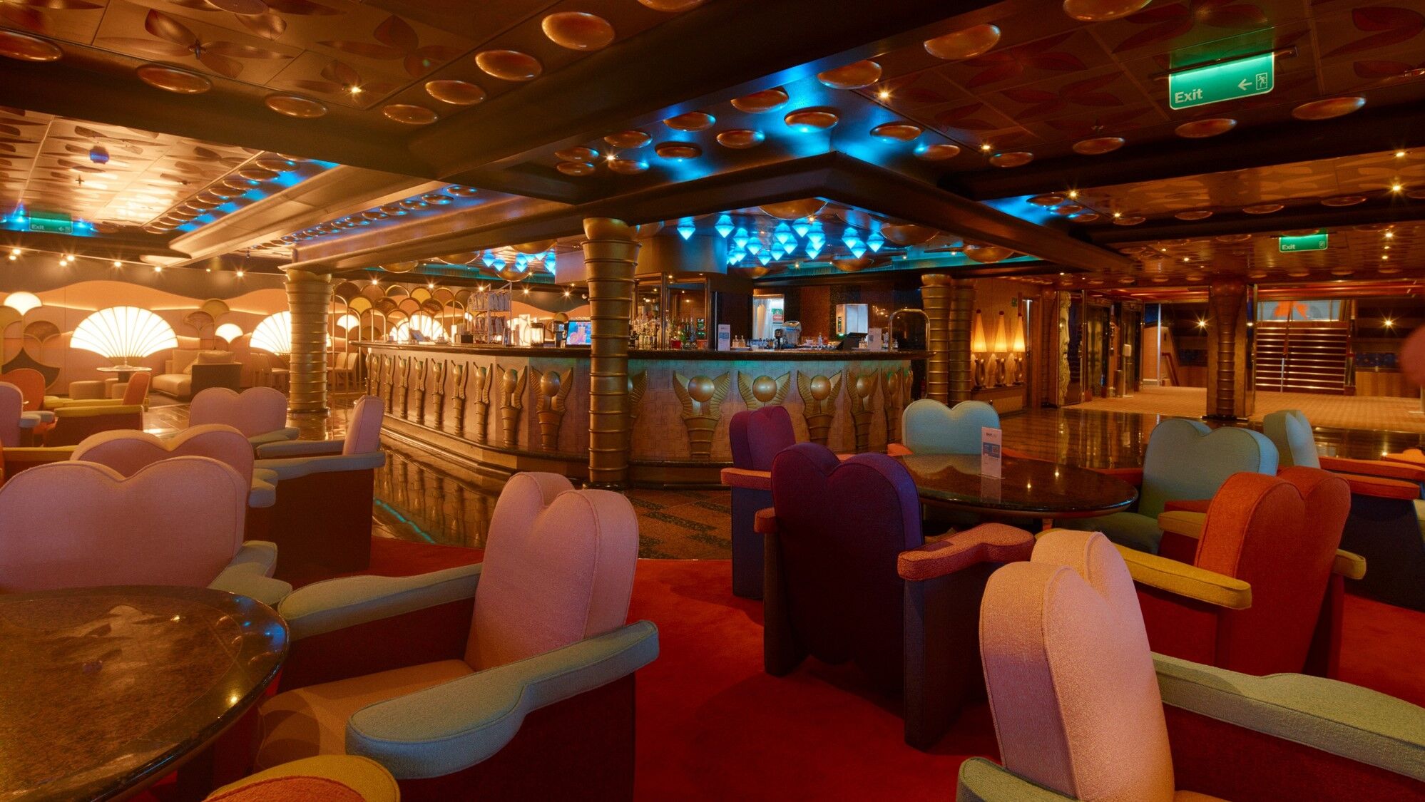 只有今年!莎倫娜號義式郵輪假期想玩趁現在(圖/歌詩達郵輪、shutterstock)