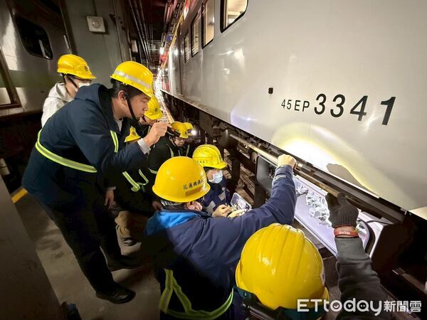 ▲▼台鐵公司化首波招募司機員上線實習,攻讀博士的林育民正是其中一名。(圖/林育民提供)