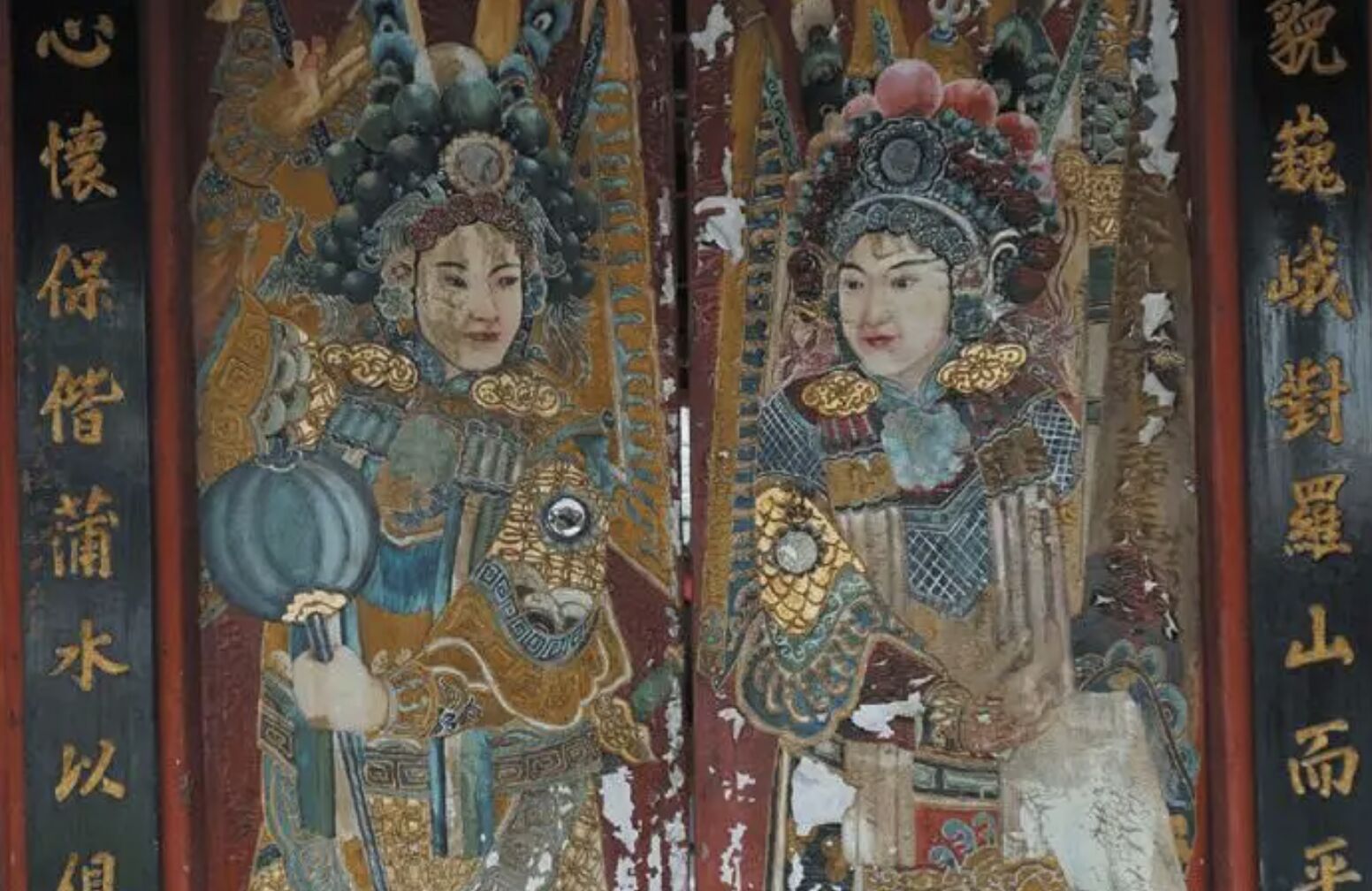 ▲穆桂英和秦良玉組成的女性門神。(圖/翻攝微博)