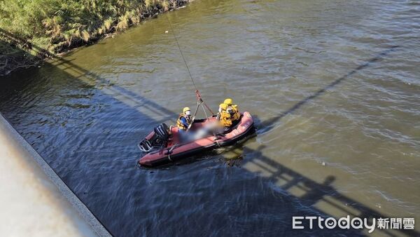 ▲彰化縣東螺溪驚見浮屍,死者為59歲余姓女子,死因仍有待進一步調查釐清。(圖/民眾提供,下同)
