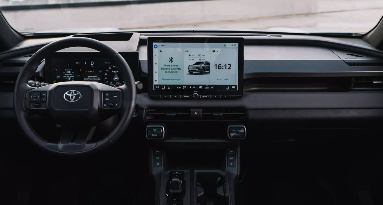 ▲6代RAV4於中東市場推出入門款汽油。(圖/翻攝自TOYOTA)