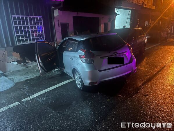 ▲▼22歲吳姓女子雨夜開車返鄉過年,在鳳林自強路撞死82歲老婦。(圖/記者王兆麟翻攝)