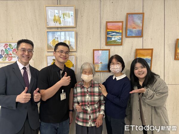 ▲▼臺大北護分院攜手跨界夥伴,以藝術翻轉失智印象。(圖/記者洪巧藍攝)