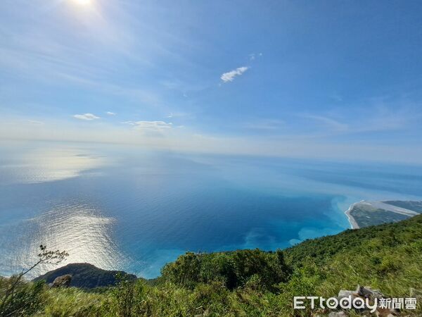 ▲▼千里眼山與立霧山、清水大山合稱「砂卡礑三雄」,其稜線可遠眺太平洋與立霧溪出海口,深受山友喜愛。(圖/太管處提供,下同)