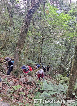 ▲▼千里眼山與立霧山、清水大山合稱「砂卡礑三雄」,其稜線可遠眺太平洋與立霧溪出海口,深受山友喜愛。(圖/太管處提供,下同)