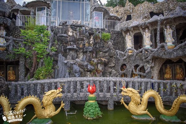 ▲▼石頭廟。(圖/部落客滿分的旅遊札記授權提供)