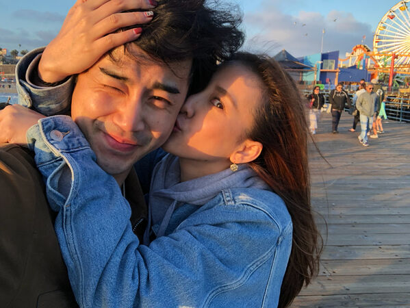 ▲弦子、李茂在杜拜,航班被取消。(圖/翻攝自微博)