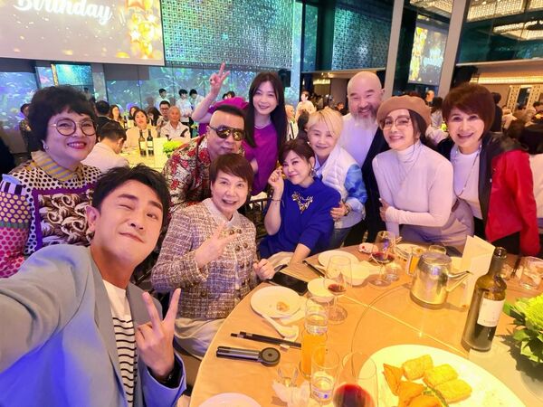 ▲▼辛龍,陳美鳳。(圖/翻攝自Facebook/陳美鳳)