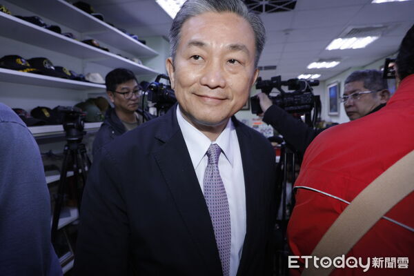 ▲▼民進黨立委王定宇遭週刊踢爆婚外情,王定宇召開記者會對外說明。(圖/記者湯興漢攝)