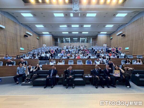 ▲南投縣政府人事處陳嘉祥履新。(圖/南投縣政府提供)