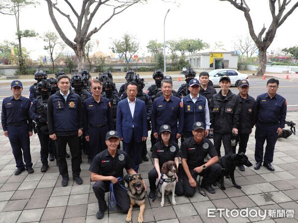 ▲▼ 防爆機器人、偵爆犬到位 2026 台灣燈會最高維安規格啟動 。(圖/嘉義縣政府提供)