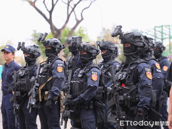 ▲▼ 防爆機器人、偵爆犬到位 2026 台灣燈會最高維安規格啟動 。(圖/嘉義縣政府提供)