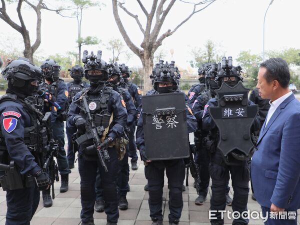 ▲▼ 防爆機器人、偵爆犬到位 2026 台灣燈會最高維安規格啟動 。(圖/嘉義縣政府提供)