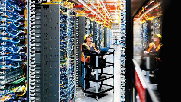 AI應用快速擴張,資料中心用電需求攀升。(翻攝自amazon官網)