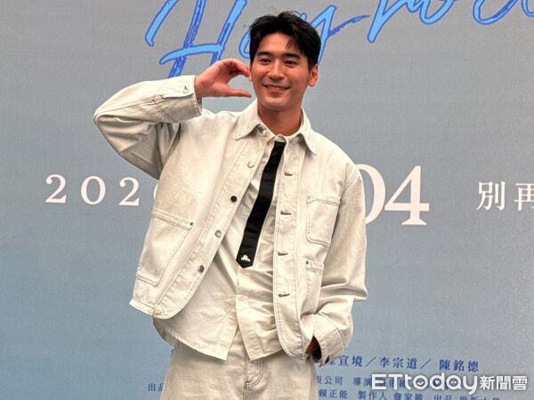 ▲采子、涂善存、林瑄、黃禮豐、邱昊奇出席《再不拍就來不及了!》上檔記者會。(圖/記者姜國輝攝)